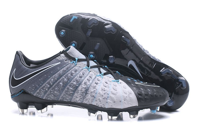 black nike hypervenom soccer cleats