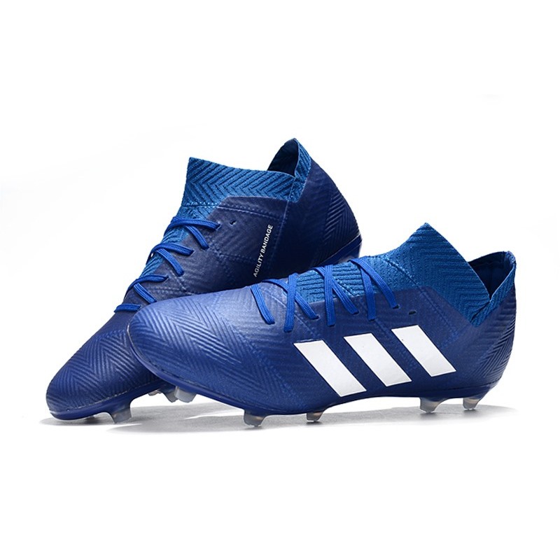 messi blue shoes