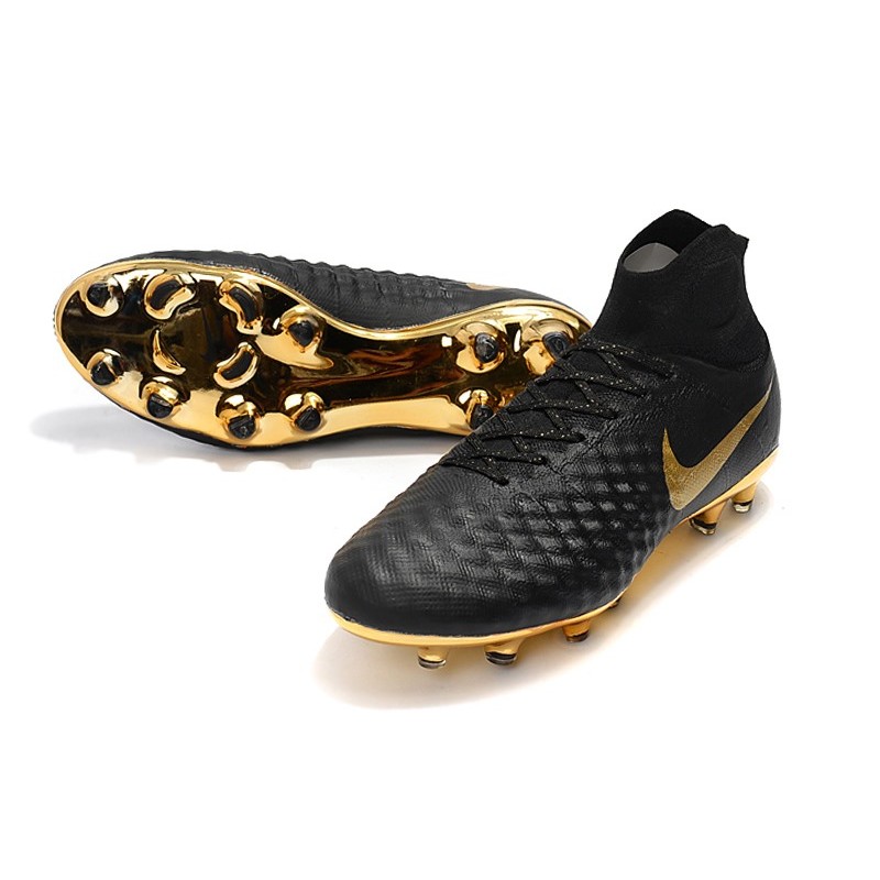 black and gold magista
