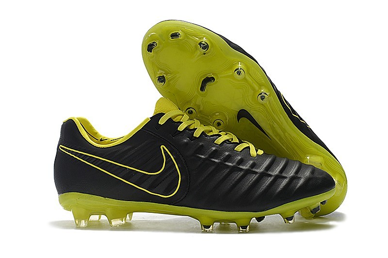 new nike tiempo soccer shoes