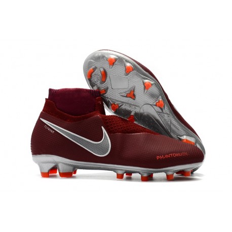 Chuteira de Campo Nike Phantom Venom Club FG Adulto