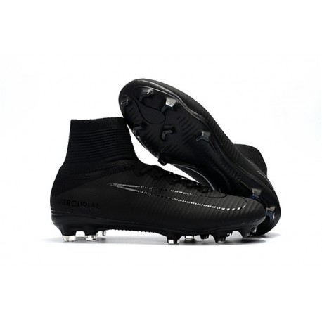 Nike Mercurial Superfly V FG Dynamic Fit Cleat -